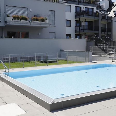 Yellow Flower Apartment With Pool - 5 Min To Lake 维也纳 外观 照片