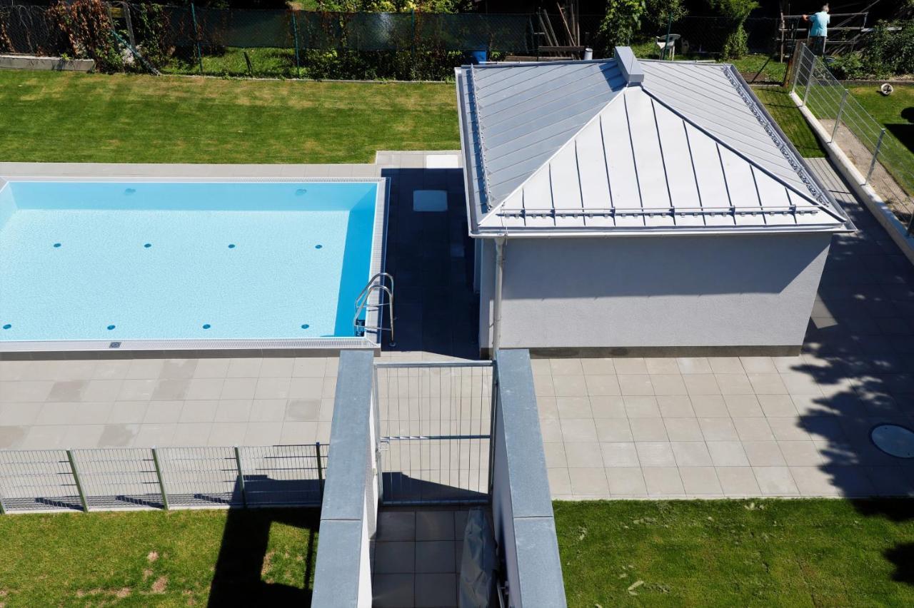 Yellow Flower Apartment With Pool - 5 Min To Lake 维也纳 外观 照片