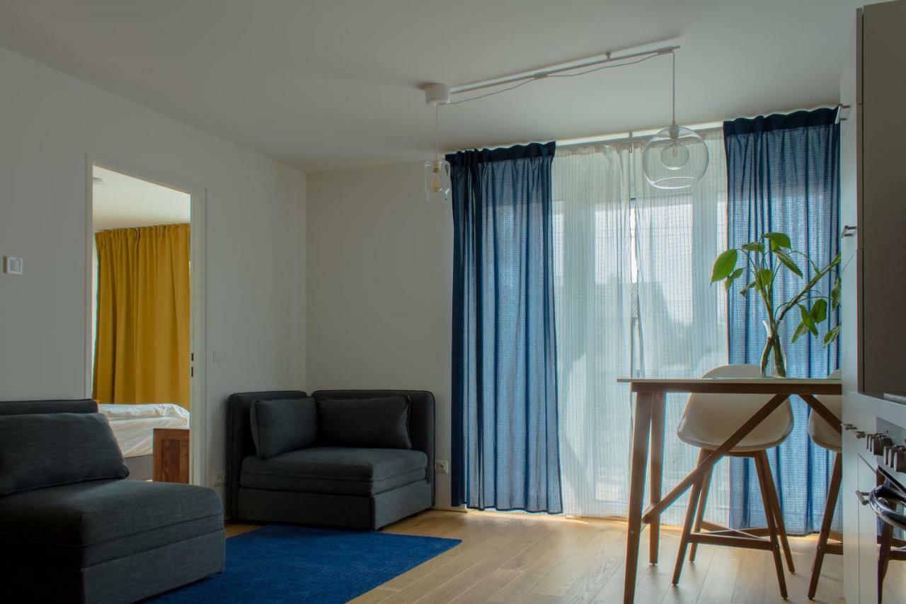 Yellow Flower Apartment With Pool - 5 Min To Lake 维也纳 外观 照片